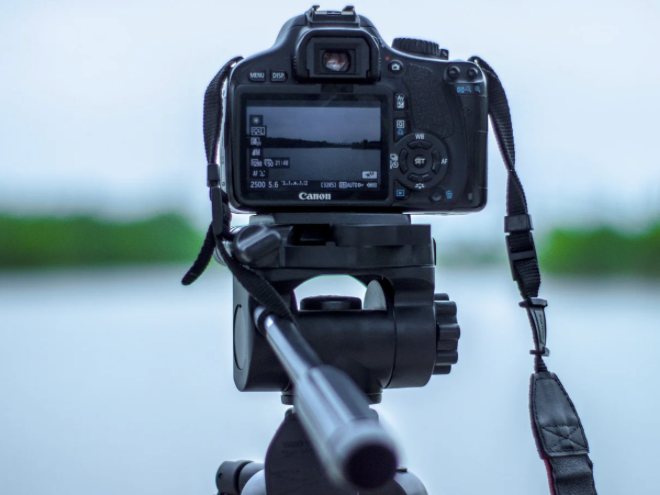 https://com-on-agence.fr/communication/supports-digitaux/contenu-video/